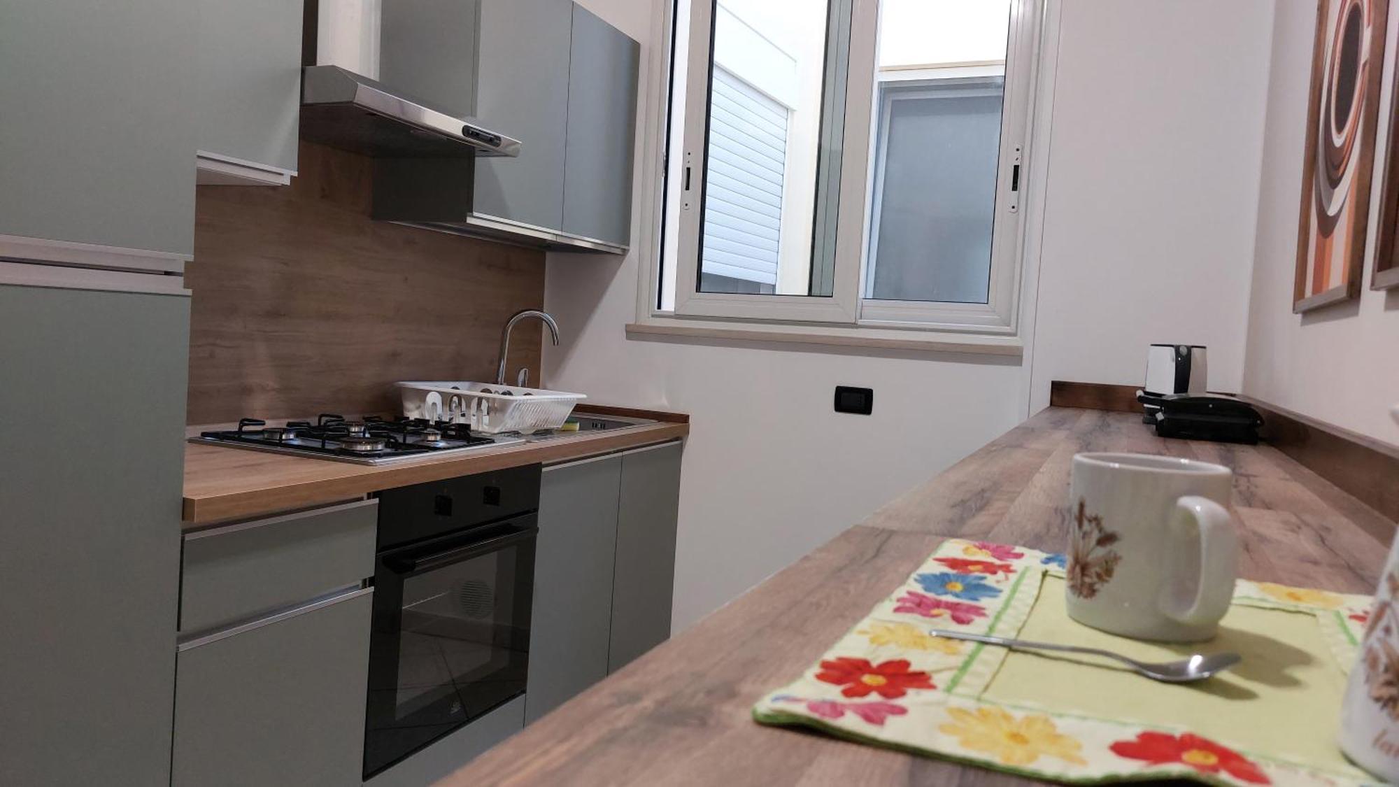 Casa Vacanze Fronte Castello มาร์ตาโน ภายนอก รูปภาพ