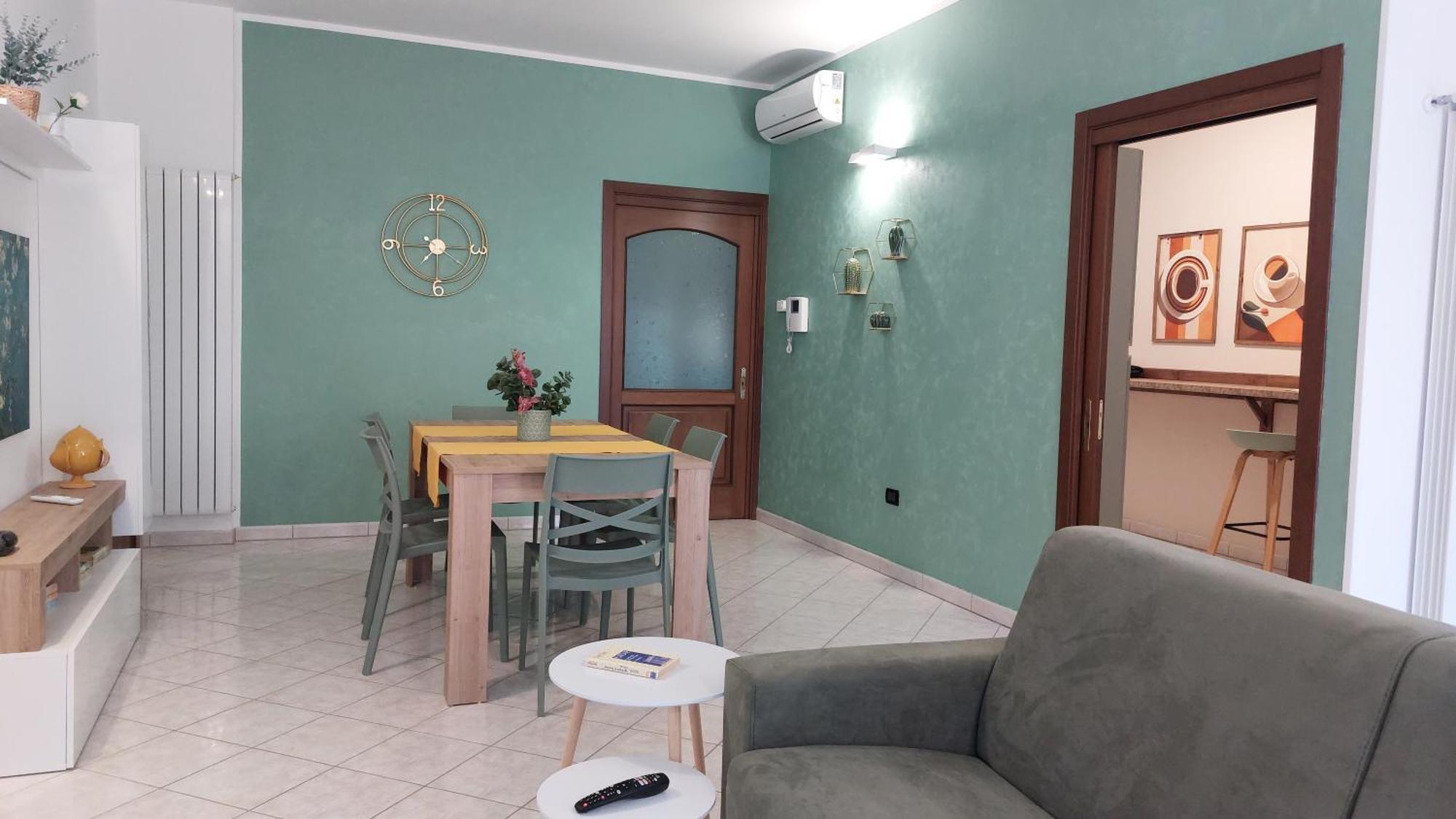 Casa Vacanze Fronte Castello มาร์ตาโน ภายนอก รูปภาพ